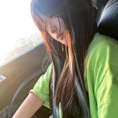目露凶光